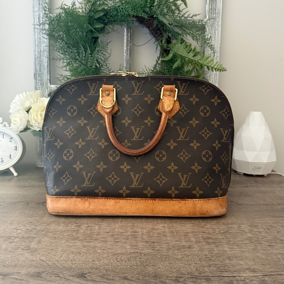 Authentic Louis Vuitton vintage monogram Alma PM - Picture 1 of 5